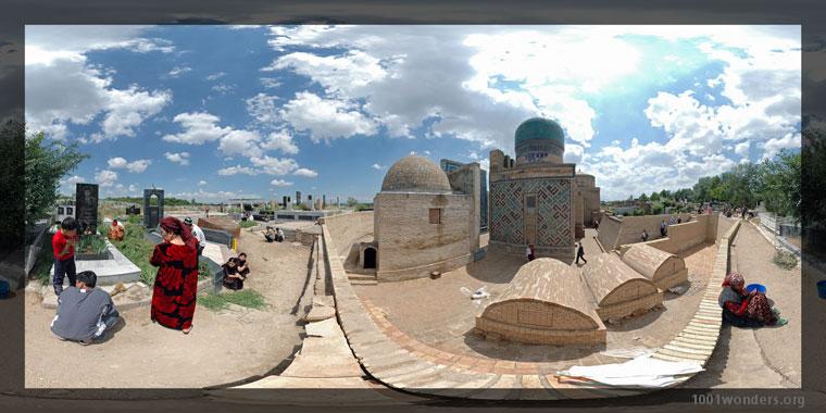 Panography in print mode : Shar-i-Zindah [ Up ]