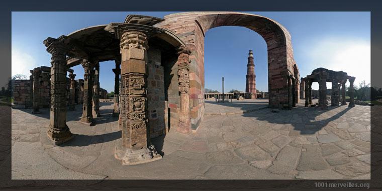 Panography in print mode Panography in print mode : From Quwwt-ul-Islam mosque